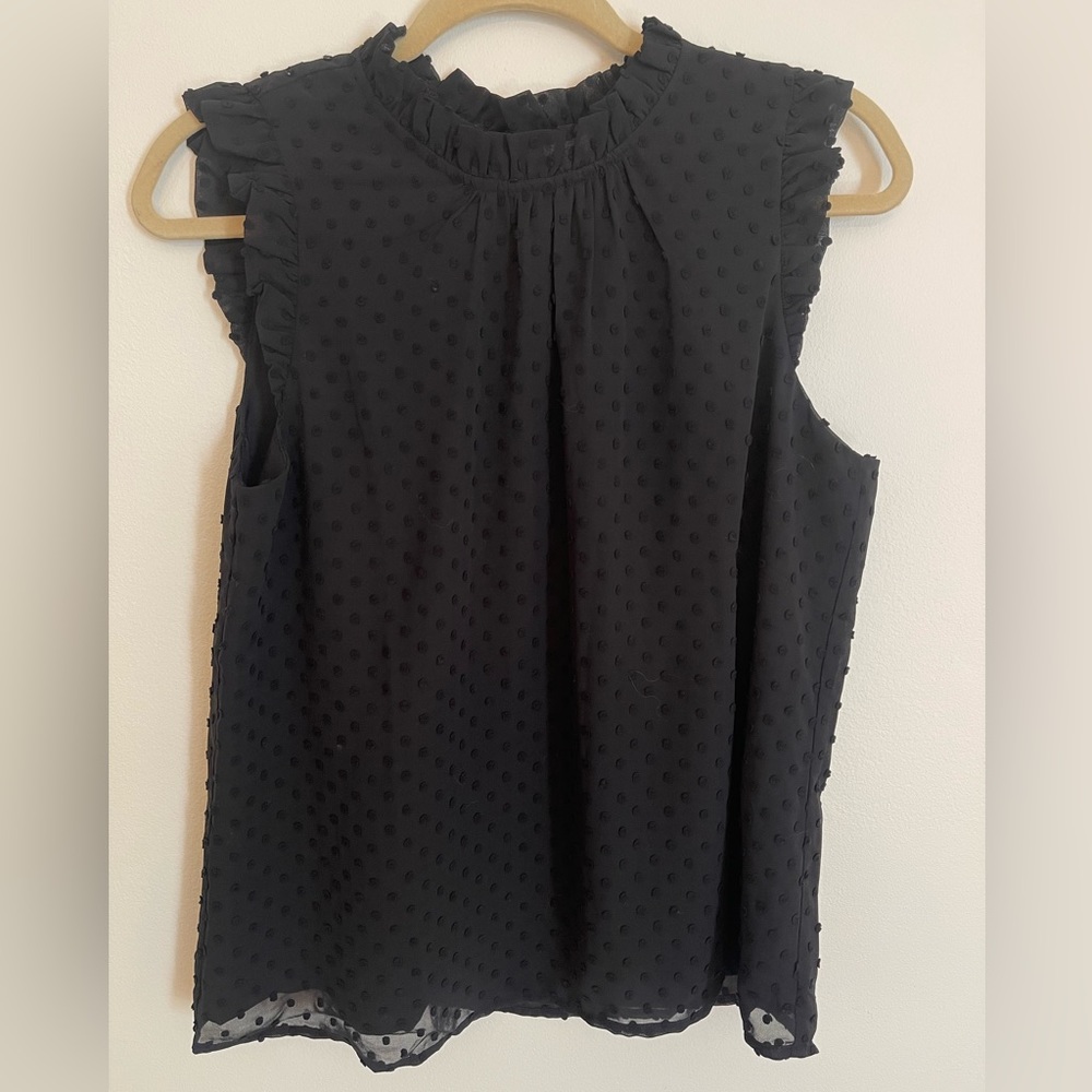NWT J Crew Sleeveless Ruffleneck Top in Clip Dot in Black - Size M